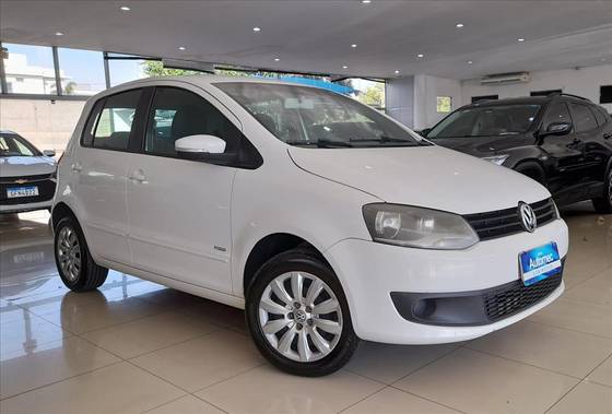 VOLKSWAGEN FOX 1.0 MI 8V FLEX 4P MANUAL VOLKSWAGEN FOX 1.0 MI 8V FLEX 4P MANUAL